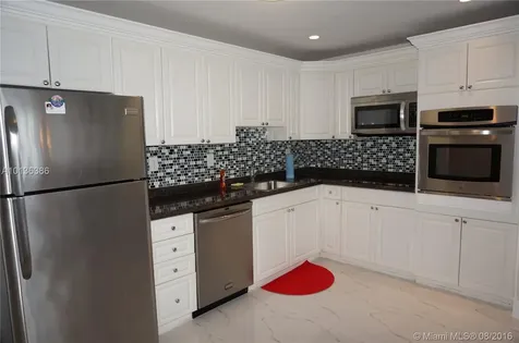 19370 Collins Avenue Seasonal Sunny Isles Beach FL 33160