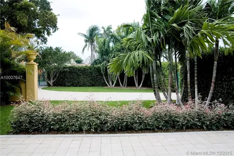 3701 Royal Palm Avenue Miami Beach FL 33140