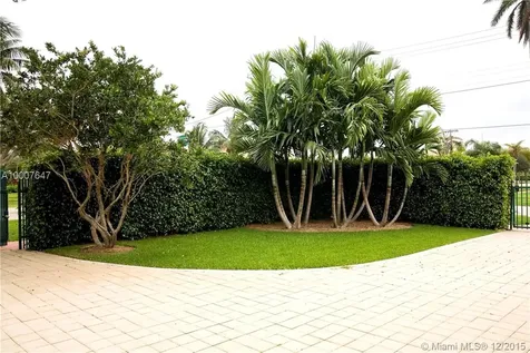 3701 Royal Palm Avenue Miami Beach FL 33140