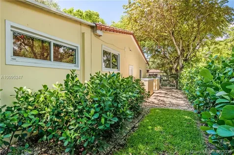 1401 Tunis Street Coral Gables FL 33134
