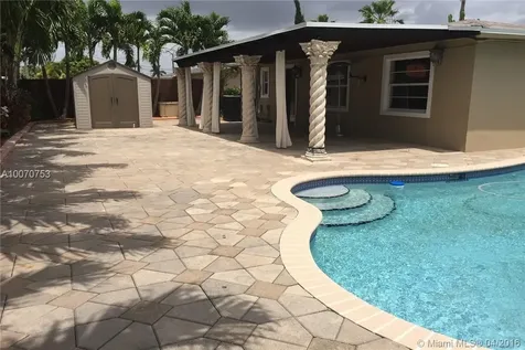 16142 SW 107 Court Miami FL 33157