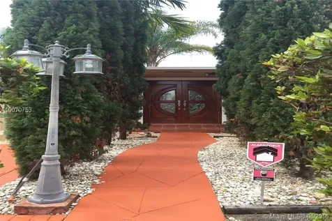 16142 SW 107 Court Miami FL 33157