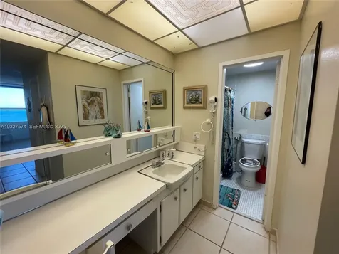 3505 S Ocean Drive Hollywood FL 33019