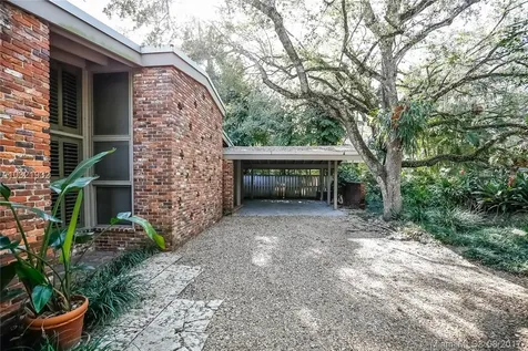 3970 Leafy Way Miami FL 33133