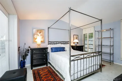 3970 Leafy Way Miami FL 33133