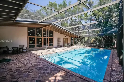 3970 Leafy Way Miami FL 33133