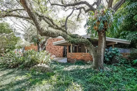 3970 Leafy Way Miami FL 33133