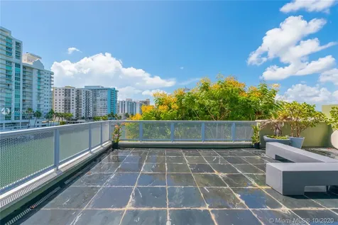 6000 Aqua Path Miami Beach FL 33141