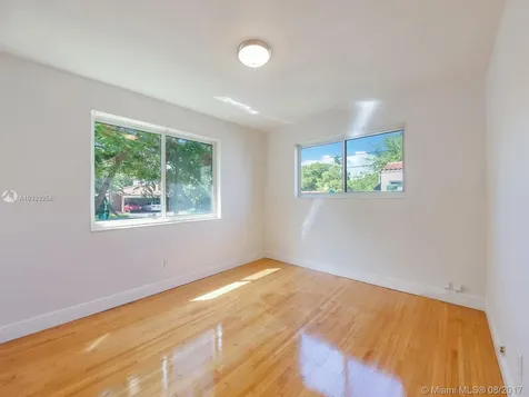 2800 SW 4th Avenue Miami FL 33129