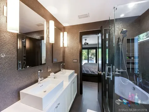 3672 Royal Palm Avenue Miami FL 33133