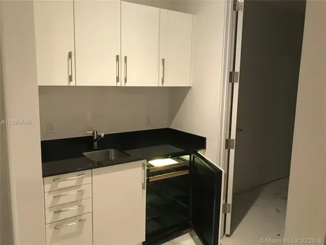 18555 Collins Avenue Sunny Isles Beach FL 33160