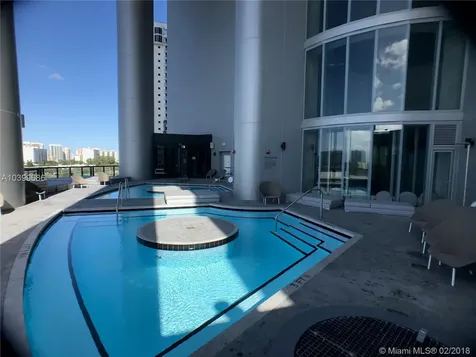 18555 Collins Avenue Sunny Isles Beach FL 33160