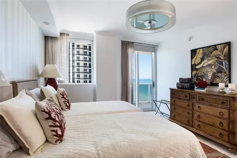 4775 Collins Avenue Miami Beach FL 33140