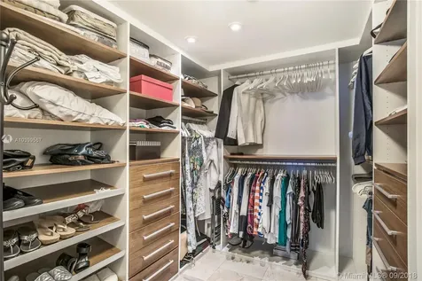 4775 Collins Avenue Miami Beach FL 33140
