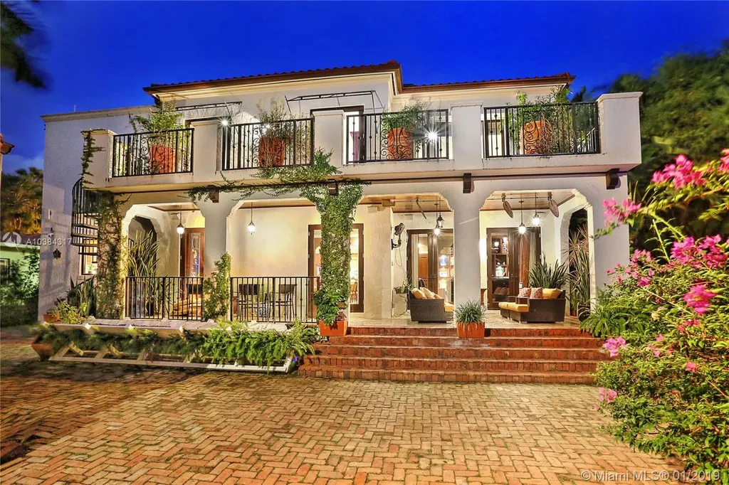5924 Alton Road Miami Beach FL 33140