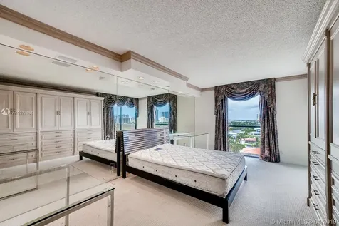 3600 Yacht Club Drive Aventura FL 33180