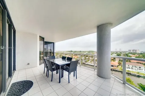 3600 Yacht Club Drive Aventura FL 33180