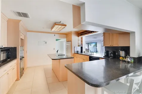 19150 N Bay Road Sunny Isles Beach FL 33160
