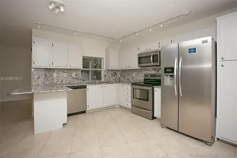 400 Chestnut Lane Weston FL 33326