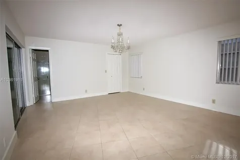400 Chestnut Lane Weston FL 33326