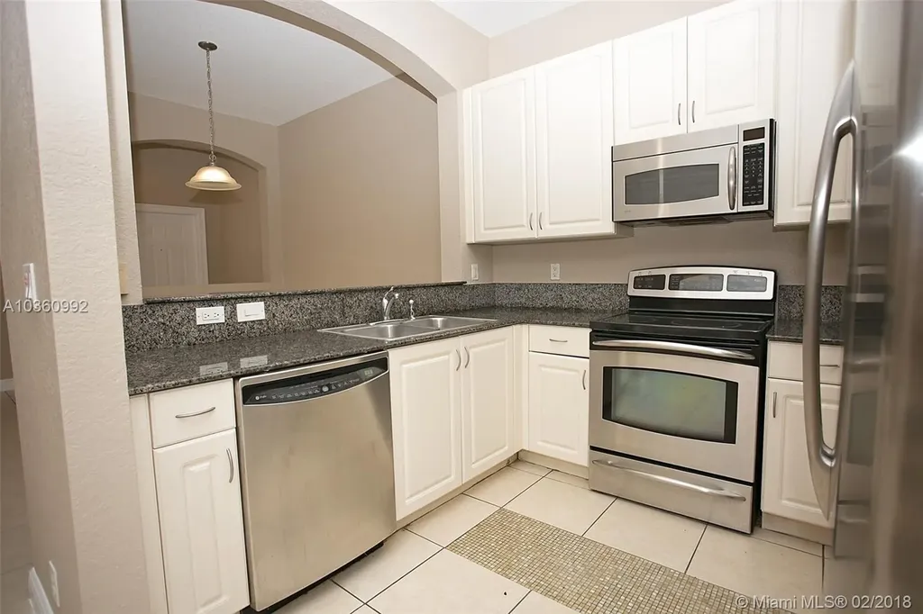 2409 SW 99th Way Miramar FL 33025