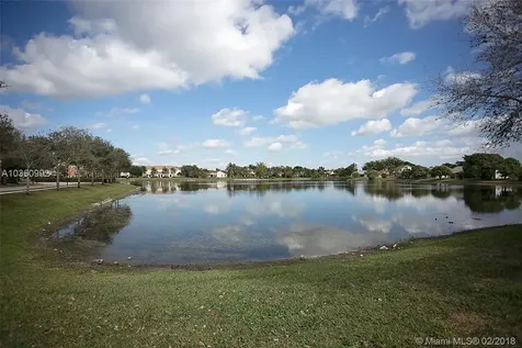 2409 SW 99th Way Miramar FL 33025
