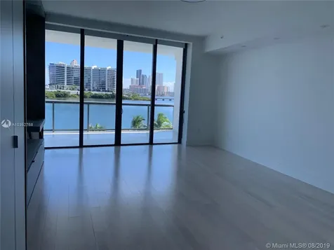 3300 NE 188th Street Miami FL 33180