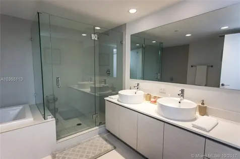 2600 E Hallandale Beach Boulevard Hallandale Beach FL 33009