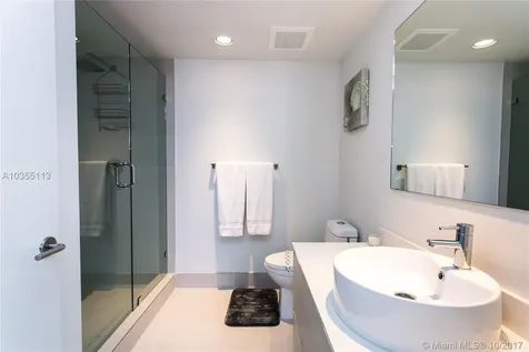 2600 E Hallandale Beach Boulevard Hallandale Beach FL 33009