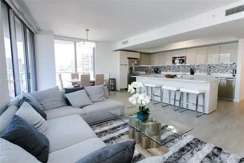 2600 E Hallandale Beach Boulevard Hallandale Beach FL 33009