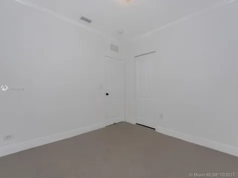 1015 NW 17th Court Miami FL 33125