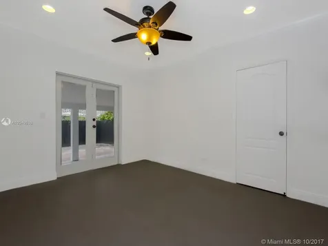 1015 NW 17th Court Miami FL 33125