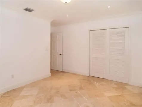 628 Ridgewood Road Key Biscayne FL 33149