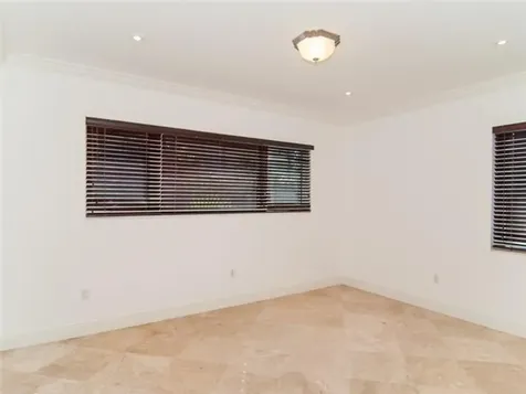 628 Ridgewood Road Key Biscayne FL 33149