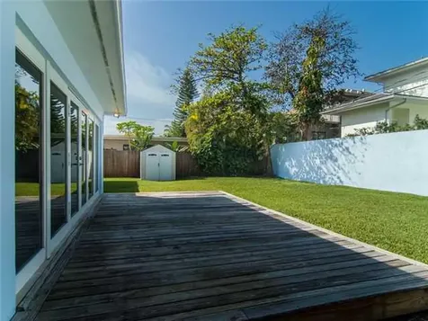 628 Ridgewood Road Key Biscayne FL 33149