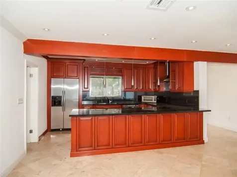 628 Ridgewood Road Key Biscayne FL 33149
