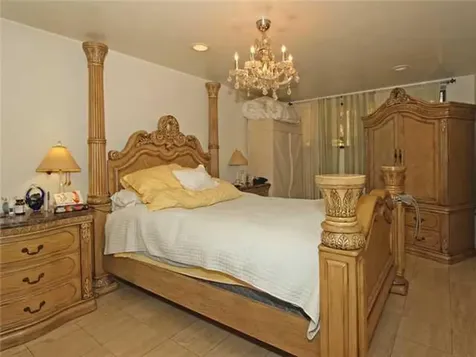 2000 S Bayshore Drive Coconut Grove FL 33133
