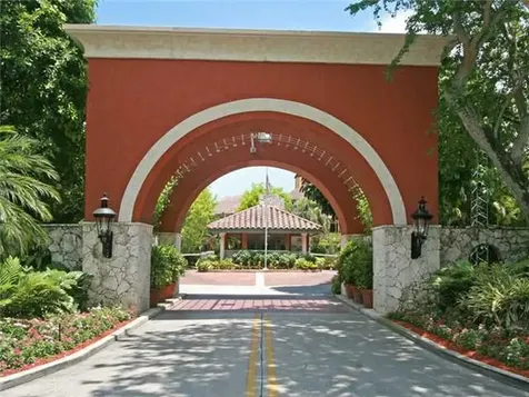 2000 S Bayshore Drive Coconut Grove FL 33133