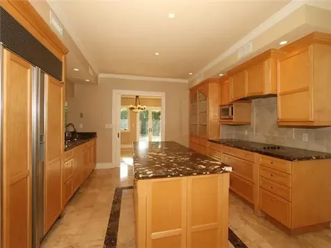 2520 Shelter Avenue Miami Beach FL 33140