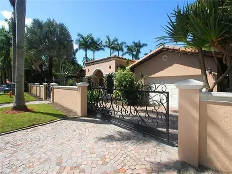 2520 Shelter Avenue Miami Beach FL 33140