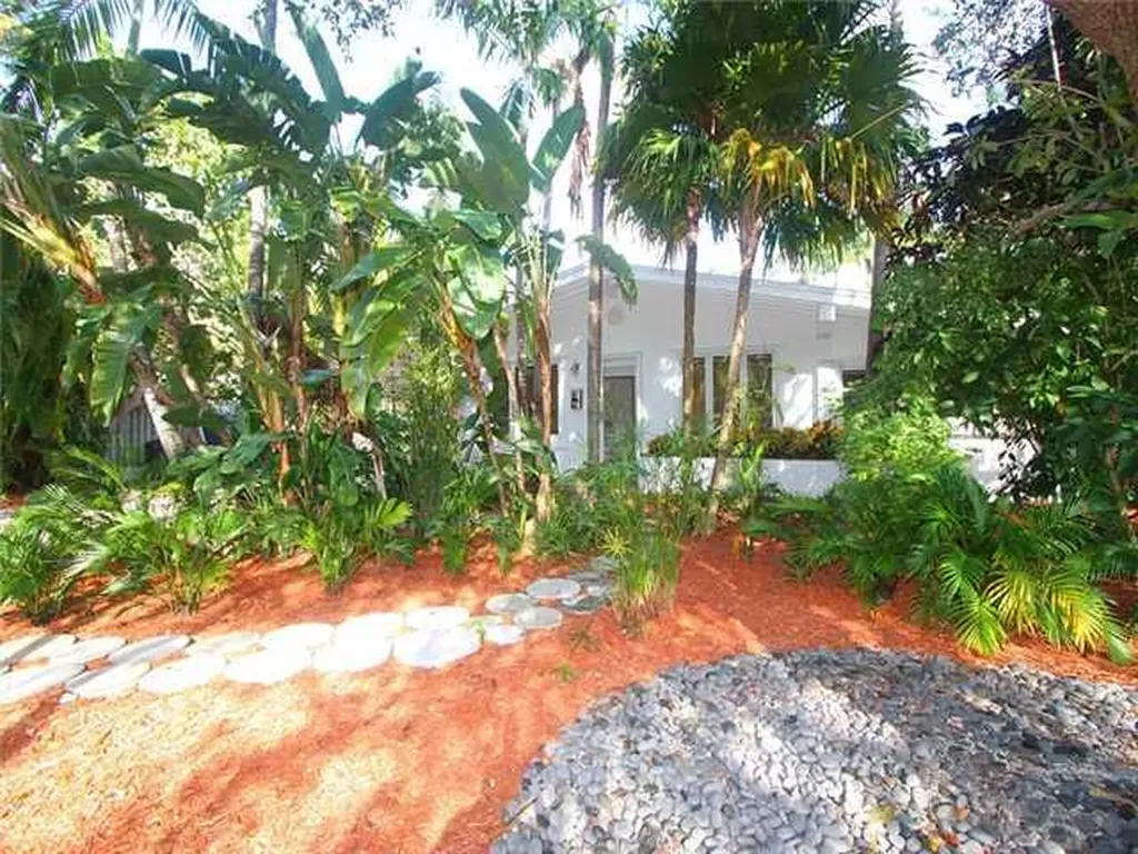 255 Glenridge Road Key Biscayne FL 33149