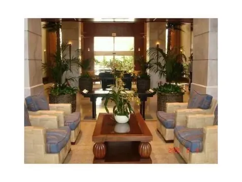 19501 W Country Club Drive Aventura FL 33180
