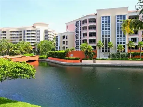711 Crandon Bl Key Biscayne FL 33149