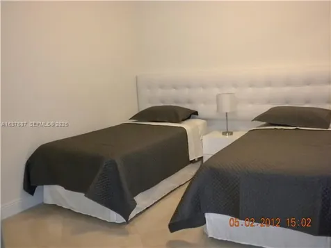 Hallandale Beach FL 33009