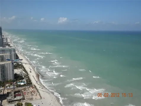 Hallandale Beach FL 33009