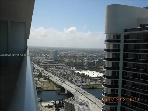 Hallandale Beach FL 33009