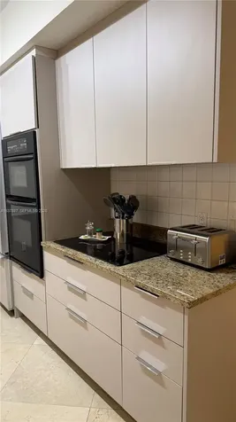 Hallandale Beach FL 33009
