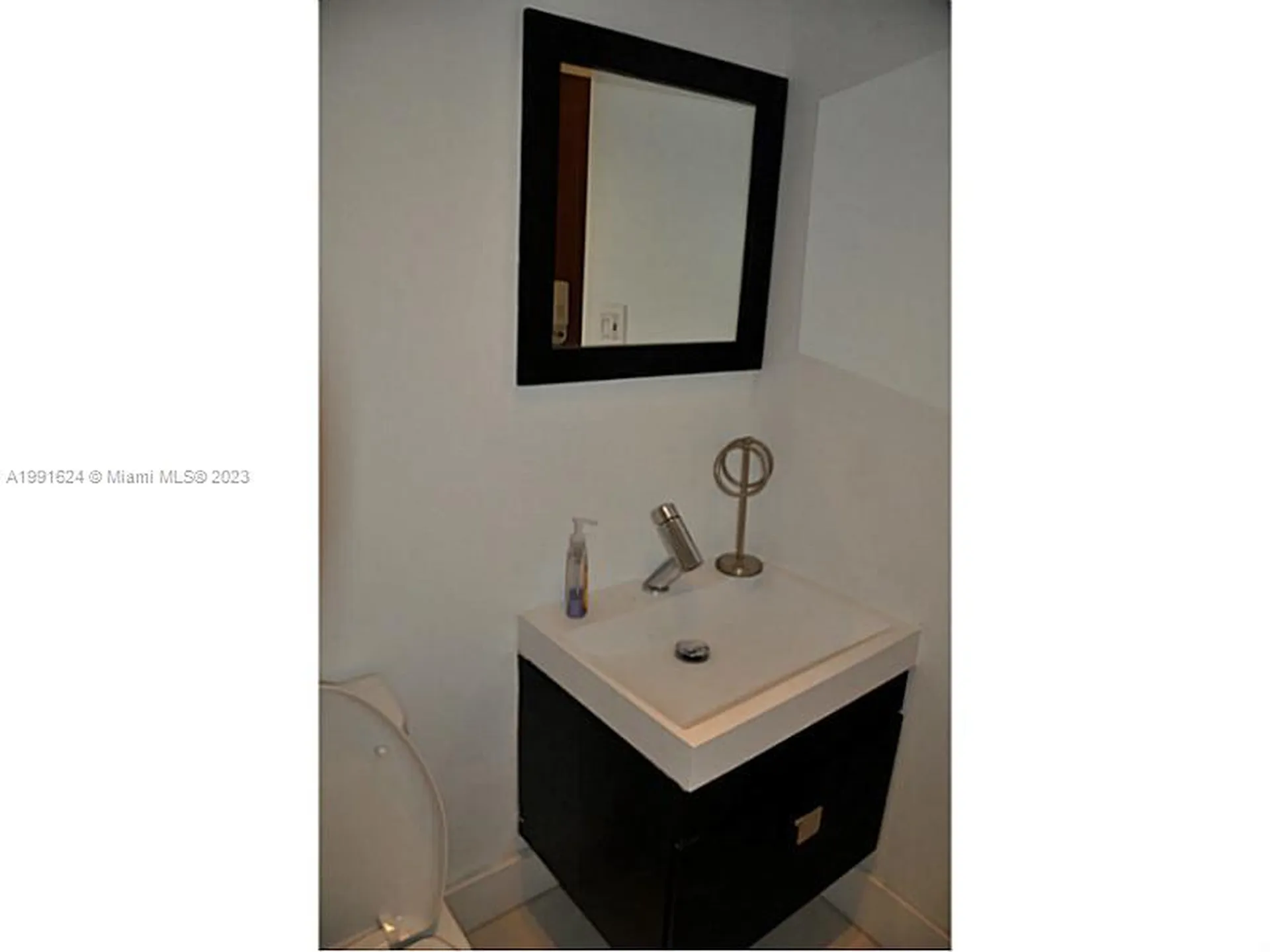 3801 S Ocean Drive Hollywood FL 33019