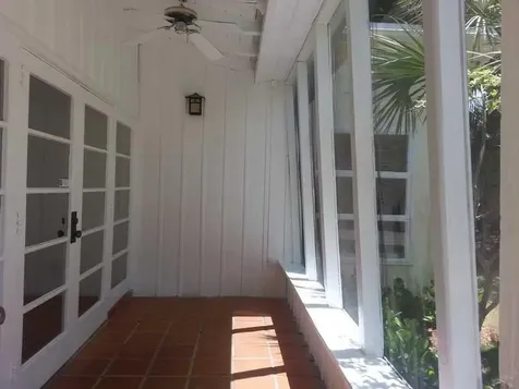 3575 N Moorings Way Miami FL 33133