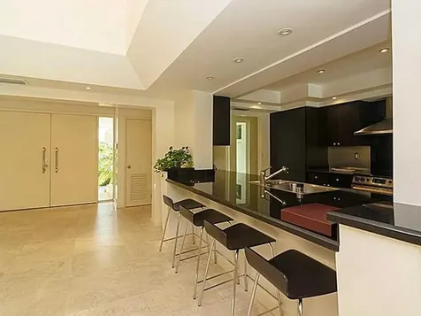 6620 Windsor Lane Miami Beach FL 33141